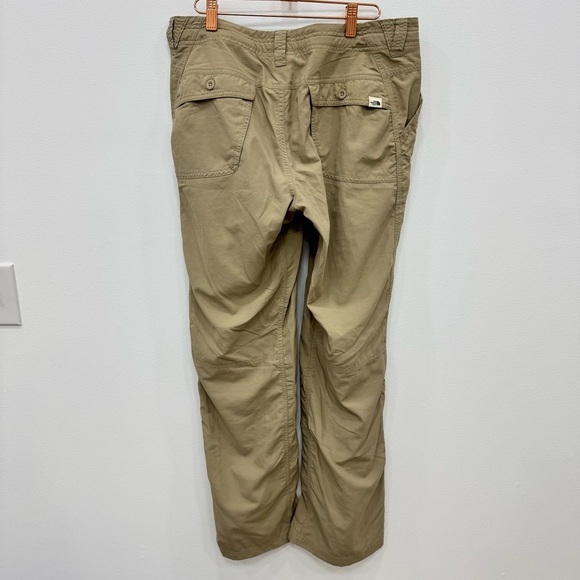 The North Face khaki nylon pants hiking outdoor convertible roll up Sz 12 - Picture 3 of 6
